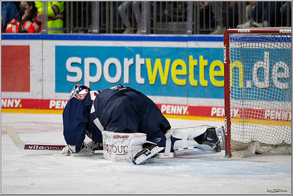 PENNY DEL;  Koelner Haie - EHC Red Bull Muenchen; Koeln, 18.03.2022
